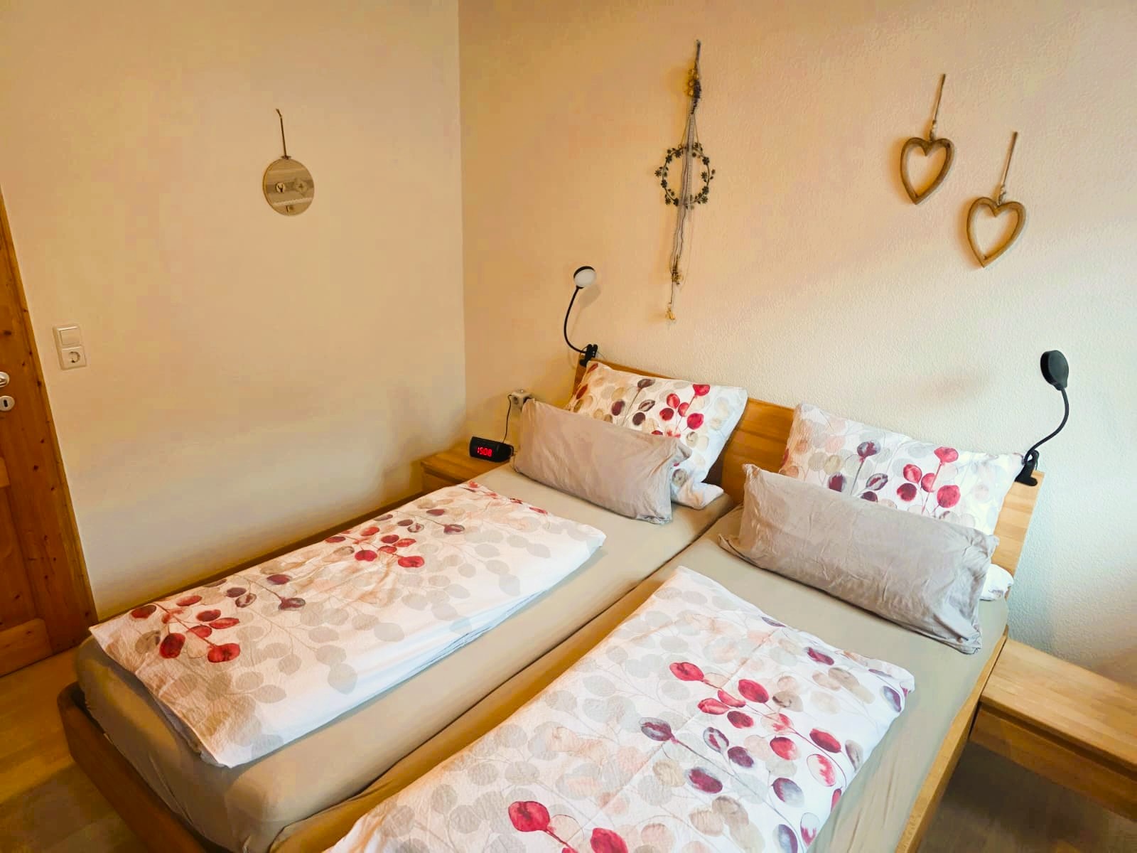 Schlafzimmer_Weißtanne_1 Schlafzimmer Weißtanne